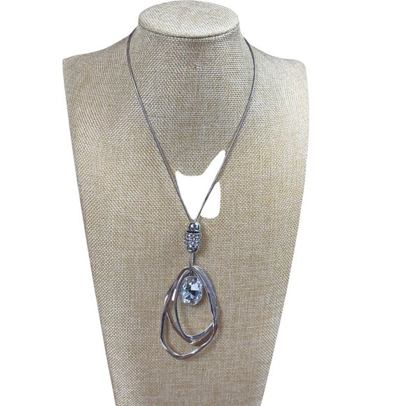 Silver-Tone Adjustable Necklace With Abstract Metal Loops & Clear Gemstone Penda - Picture 3 of 8